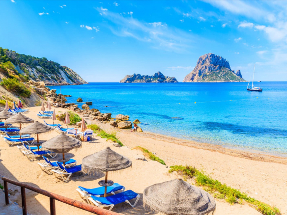 VENTA DEL GRAN HOTEL MAS EXCLUSIVO EN TODA LA ISLA DE IBIZA